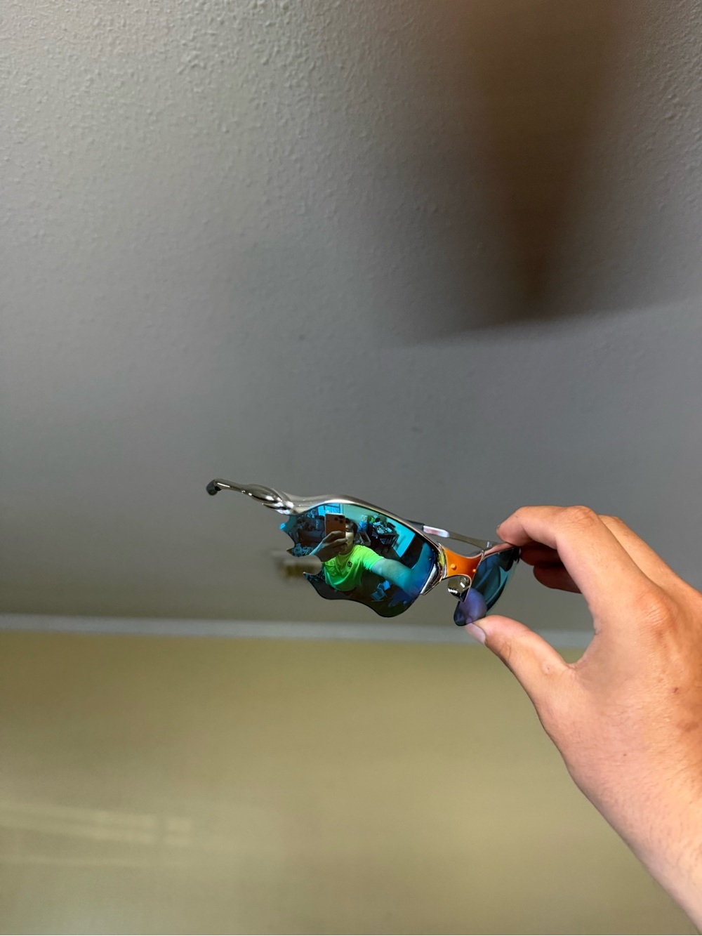 Blue Mirrored Lens Sports Sunglasses oakleys